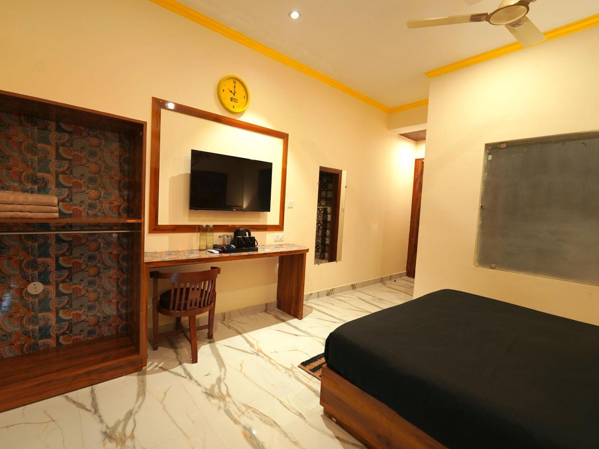 The Hosteller Rishikesh, Upper Tapovan Bagian luar foto