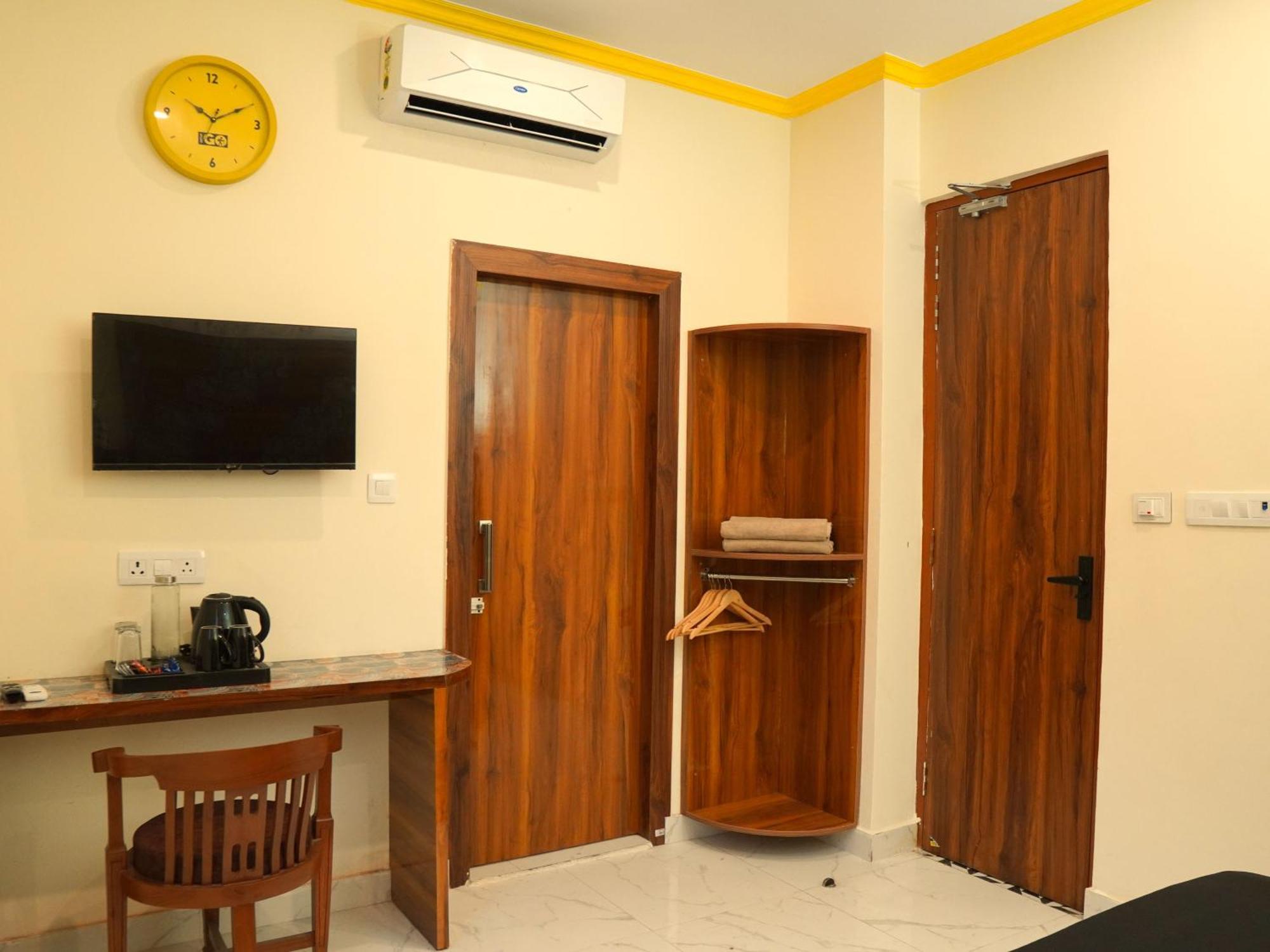 The Hosteller Rishikesh, Upper Tapovan Bagian luar foto