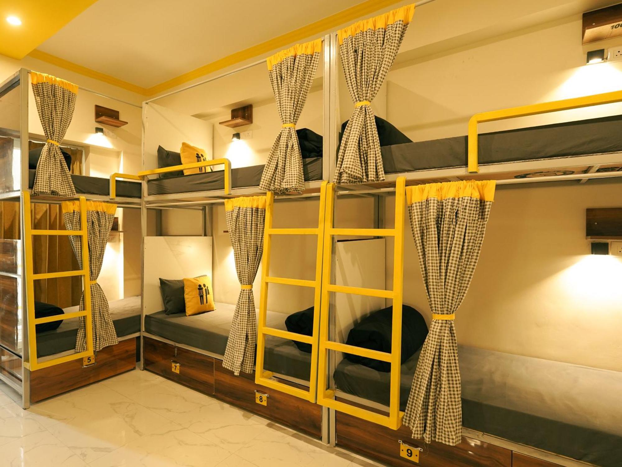 The Hosteller Rishikesh, Upper Tapovan Bagian luar foto